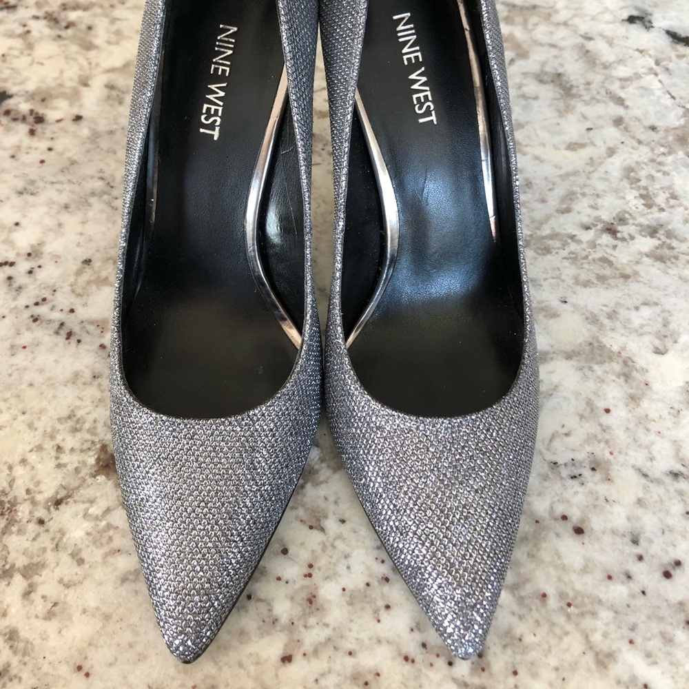 Nine West Glitter Heels Size 7.5M